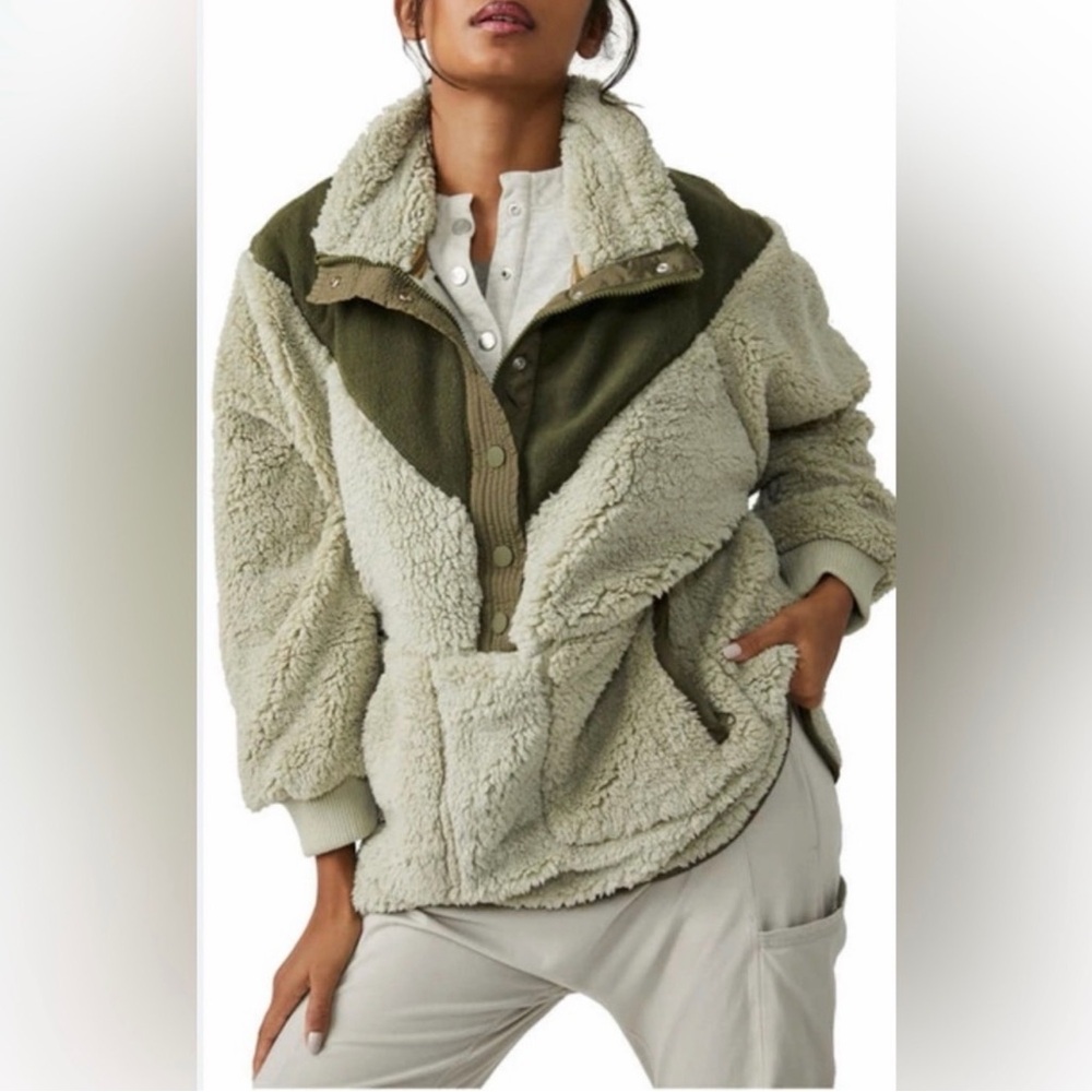 FP Movement Fall to Rise Fleece Quarter Snap Jacket Small